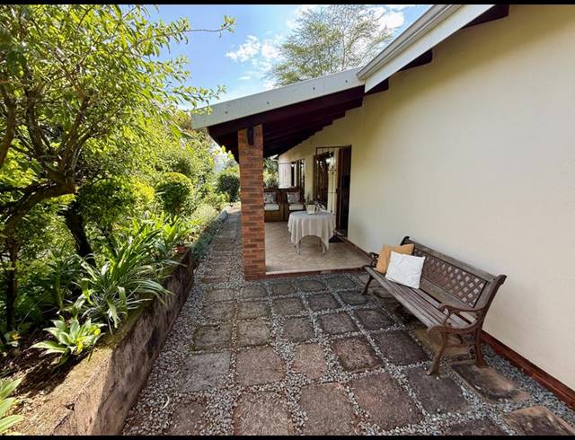 7 BEDROOM HOUSE FOR SALE IN MONTROSE